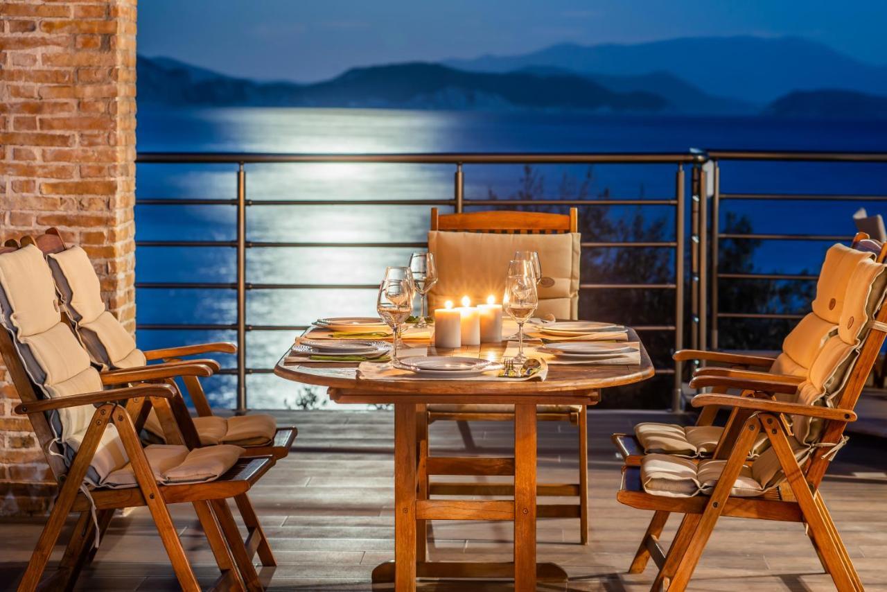 Iris Villas Lefkada - Marine Villa With Private Sea Access سيفوتا المظهر الخارجي الصورة